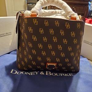 Dooney & Bourke Coated Canvas Brown gretta Mini Barlow